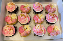 Load image into Gallery viewer, Custom Cupcakes