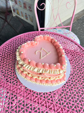 Load image into Gallery viewer, Vintage Heart Cake (any colour theme!)