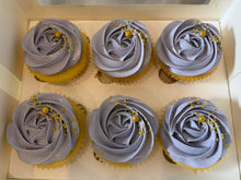 Load image into Gallery viewer, Custom Cupcakes
