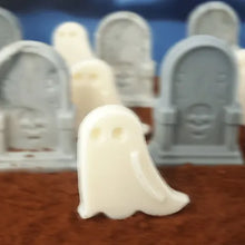 Load image into Gallery viewer, Mini Ghosts Chocolate Mould
