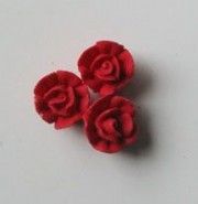 Red Icing Roses - 15mm