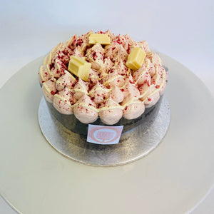 Party on the top Cake - Raspberry white chocolate